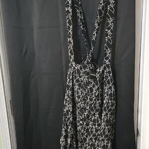 Torrid Black and Cream Backless Dress